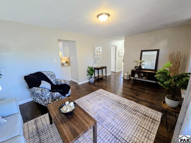 60 Loch Lomond Lane, Pueblo, CO 81001