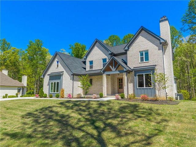 1136 Lexington Ridge Road, Hoschton, GA 30548