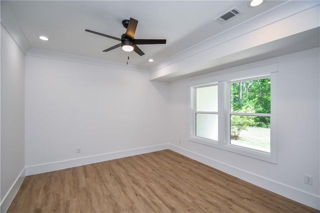 1136 Lexington Ridge Road, Hoschton, GA 30548
