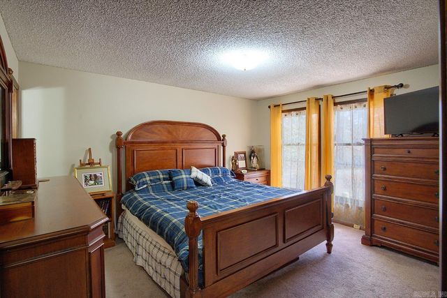 4 Sandez Lane, Hot Springs Village, AR 71909