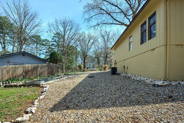 4 Sandez Lane, Hot Springs Village, AR 71909