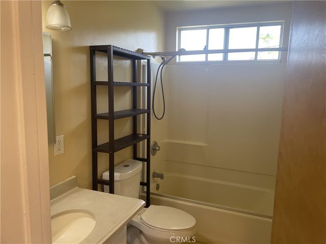 518 Geneva, Huntington Beach, CA 92648