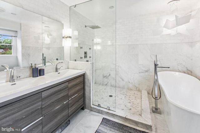 1306 LAVALL DR, Davidsonville, MD 21035