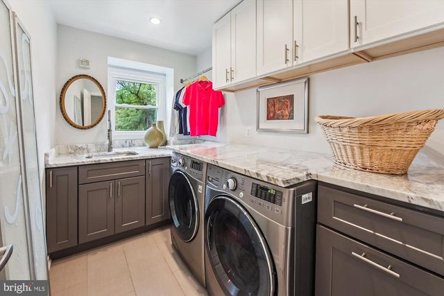 1306 LAVALL DR, Davidsonville, MD 21035