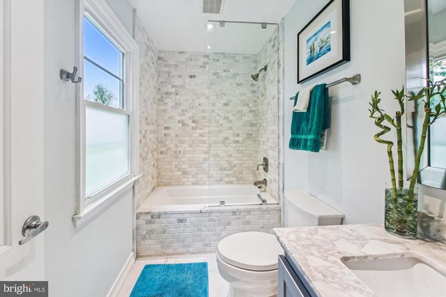 1306 LAVALL DR, Davidsonville, MD 21035