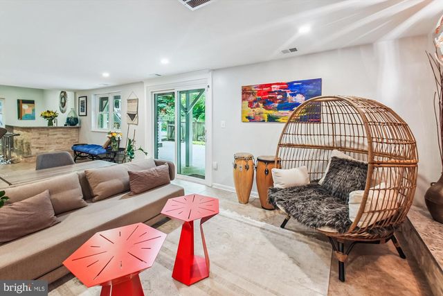 1306 LAVALL DR, Davidsonville, MD 21035