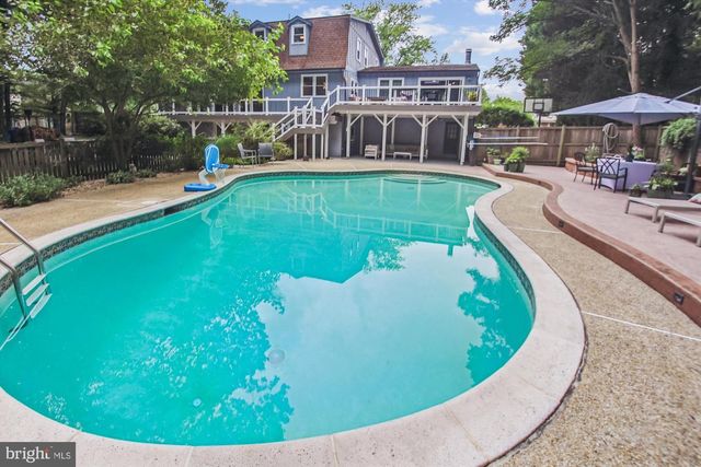 1306 LAVALL DR, Davidsonville, MD 21035