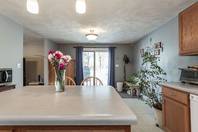 95 Hiatt Street, Fall River, MA 02721