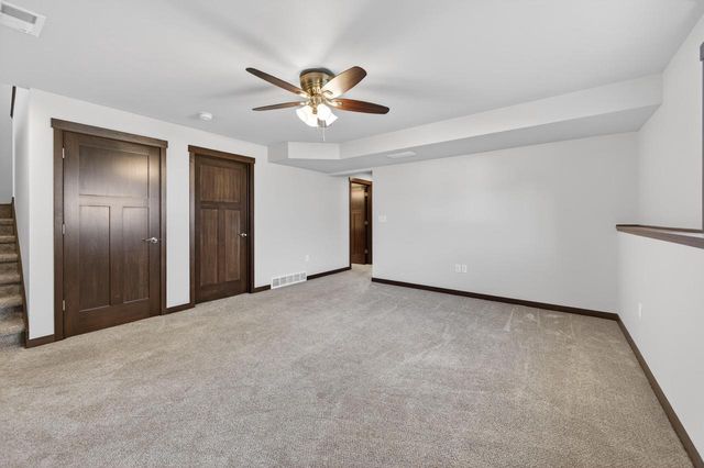 1909 Prairie PLACE, Holmen, WI 54636
