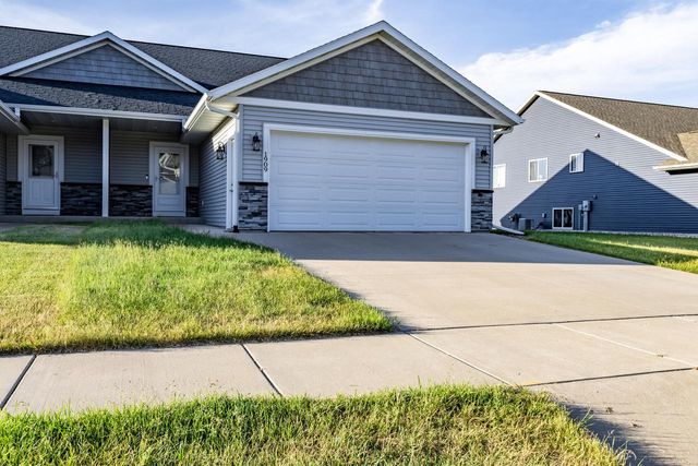 1909 Prairie PLACE, Holmen, WI 54636