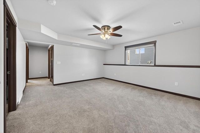 1909 Prairie PLACE, Holmen, WI 54636
