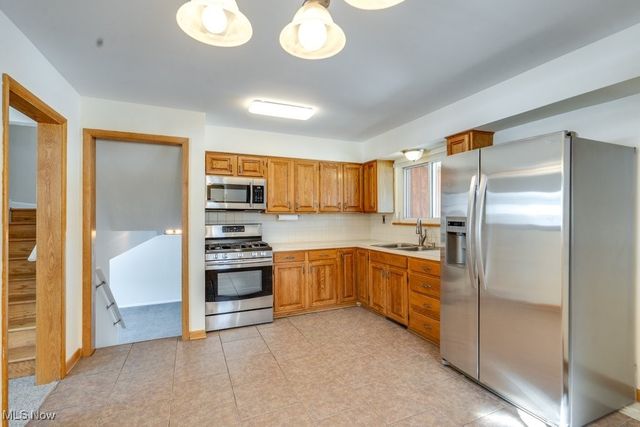 3532 Gary Drive, Mogadore, OH 44260