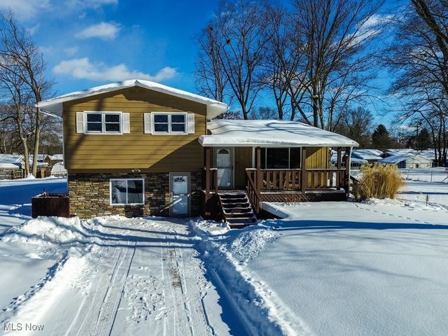 3532 Gary Drive, Mogadore, OH 44260