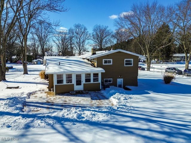 3532 Gary Drive, Mogadore, OH 44260