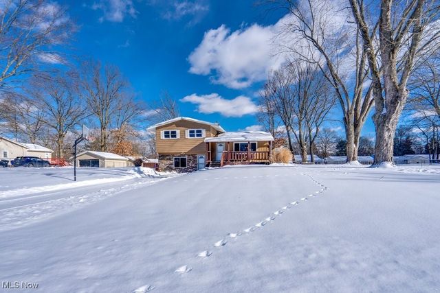 3532 Gary Drive, Mogadore, OH 44260