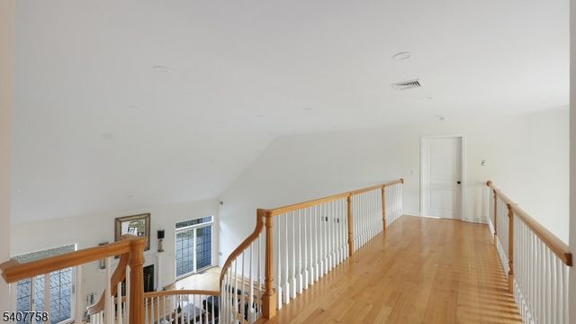 140 Parlin Ln, Watchung Boro, NJ 07069