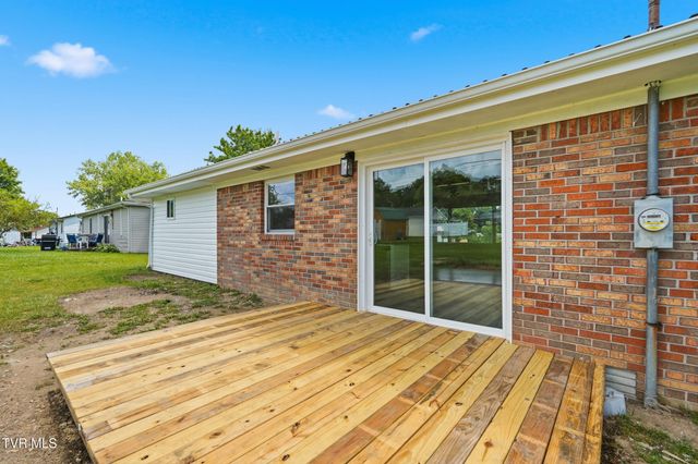 2911 Dungannon Road, Coeburn, VA 24230