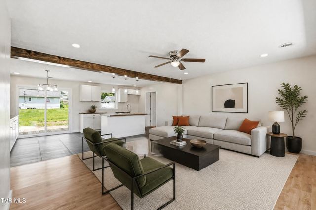 2911 Dungannon Road, Coeburn, VA 24230