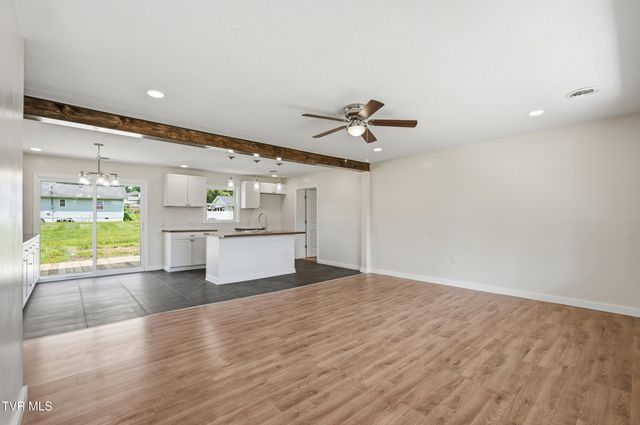 2911 Dungannon Road, Coeburn, VA 24230