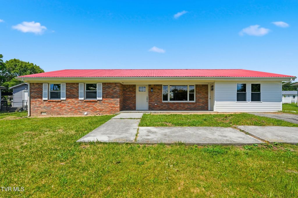 2911 Dungannon Road, Coeburn, VA 24230