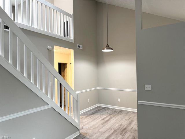 628 Hollomon DR, Hampton, VA 23666