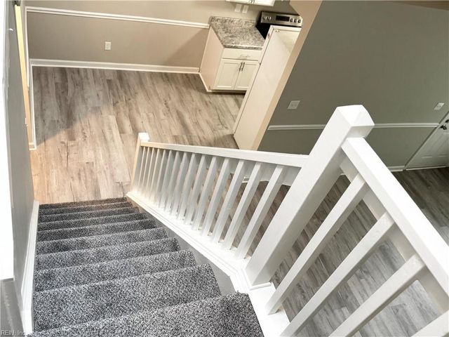 628 Hollomon DR, Hampton, VA 23666