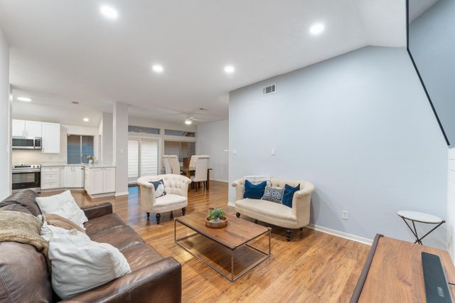 7764 Park Falls Drive, Houston, TX 77095