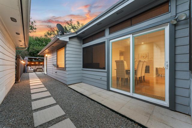 7764 Park Falls Drive, Houston, TX 77095