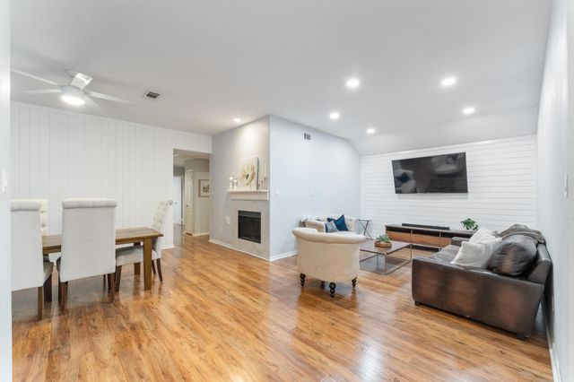 7764 Park Falls Drive, Houston, TX 77095