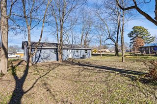 909 W 3rd Place, Russellville, AR 72801