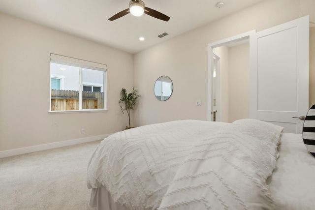 2121 Arbor Ridge Dr, Roseville, CA 95747