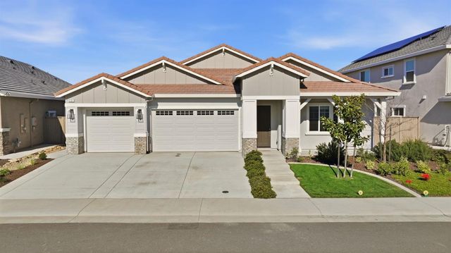 2121 Arbor Ridge Dr, Roseville, CA 95747