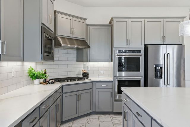 2121 Arbor Ridge Dr, Roseville, CA 95747