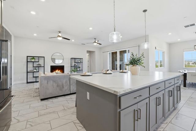 2121 Arbor Ridge Dr, Roseville, CA 95747