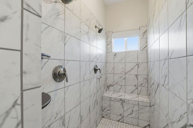 2121 Arbor Ridge Dr, Roseville, CA 95747