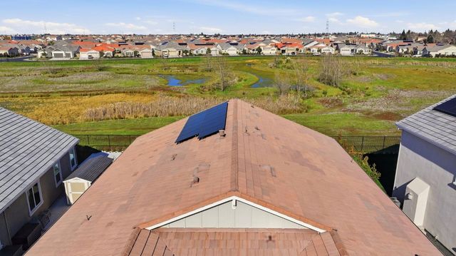 2121 Arbor Ridge Dr, Roseville, CA 95747