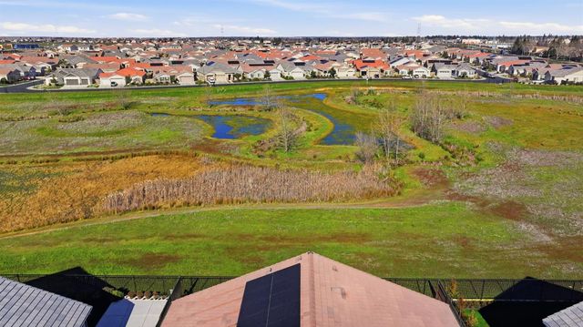 2121 Arbor Ridge Dr, Roseville, CA 95747