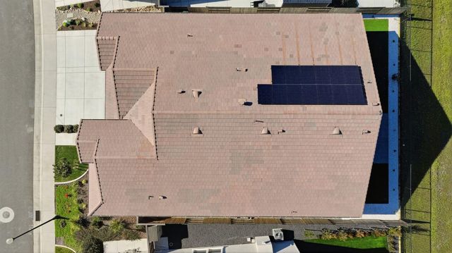 2121 Arbor Ridge Dr, Roseville, CA 95747