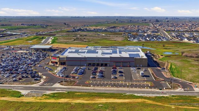 2121 Arbor Ridge Dr, Roseville, CA 95747