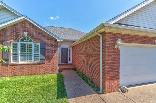 706 Lancelot Drive, Evansville, IN 47711