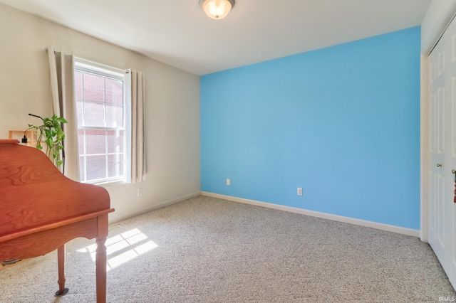 706 Lancelot Drive, Evansville, IN 47711