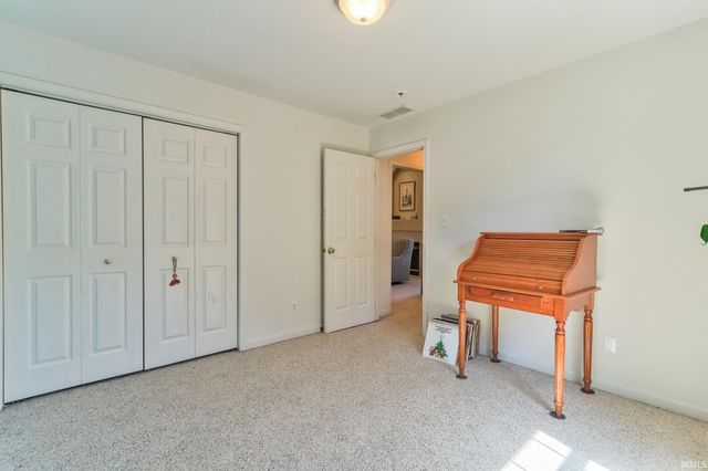 706 Lancelot Drive, Evansville, IN 47711