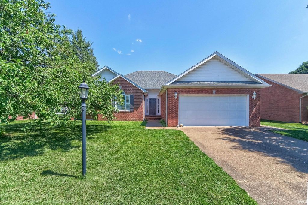 706 Lancelot Drive, Evansville, IN 47711