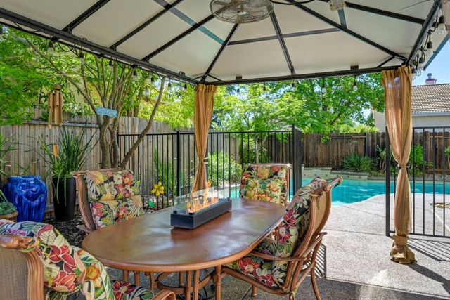 1731 Evergreen Dr, Roseville, CA 95747