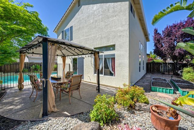 1731 Evergreen Dr, Roseville, CA 95747