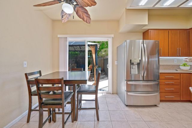 1731 Evergreen Dr, Roseville, CA 95747