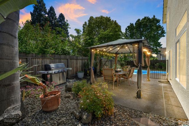 1731 Evergreen Dr, Roseville, CA 95747