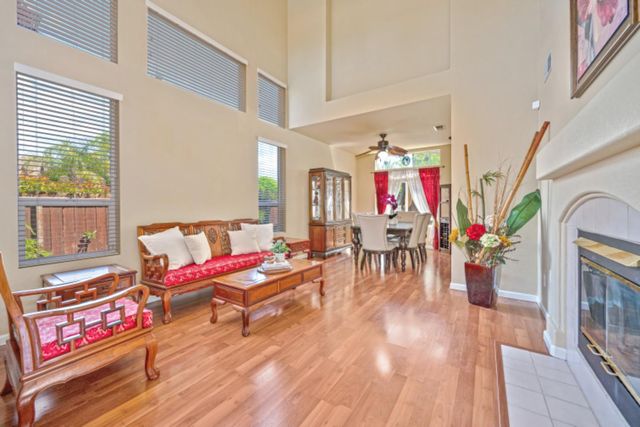 1731 Evergreen Dr, Roseville, CA 95747