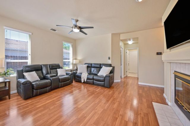 1731 Evergreen Dr, Roseville, CA 95747