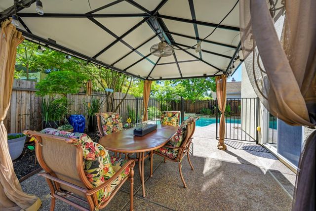 1731 Evergreen Dr, Roseville, CA 95747